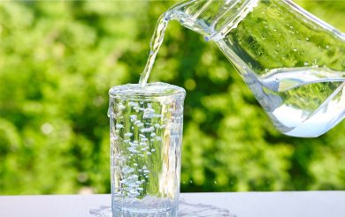 Overhydration Cases Rise in Summers as Doctors Warn of Hyponatremia Risk