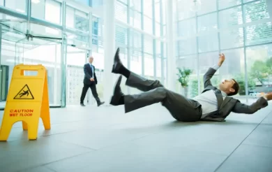 Workplace Accidents Linked to Moderate Risk, Not Extreme Danger