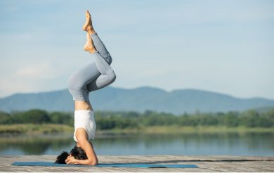 Experts Recommend Yoga for Mental Health to Combat Social Media Stress